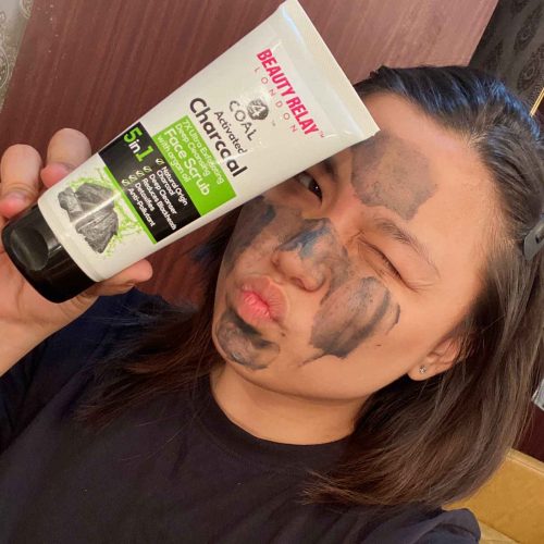 Activated Charcoal Face Scrub With Aloe Vera - 180g photo review